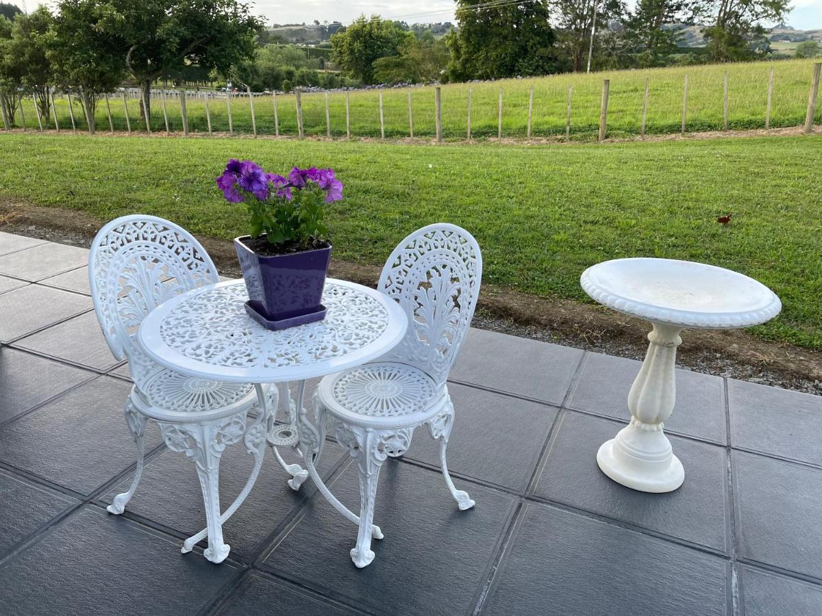 Veld View Bed And Breakfast Tuakau ภายนอก รูปภาพ