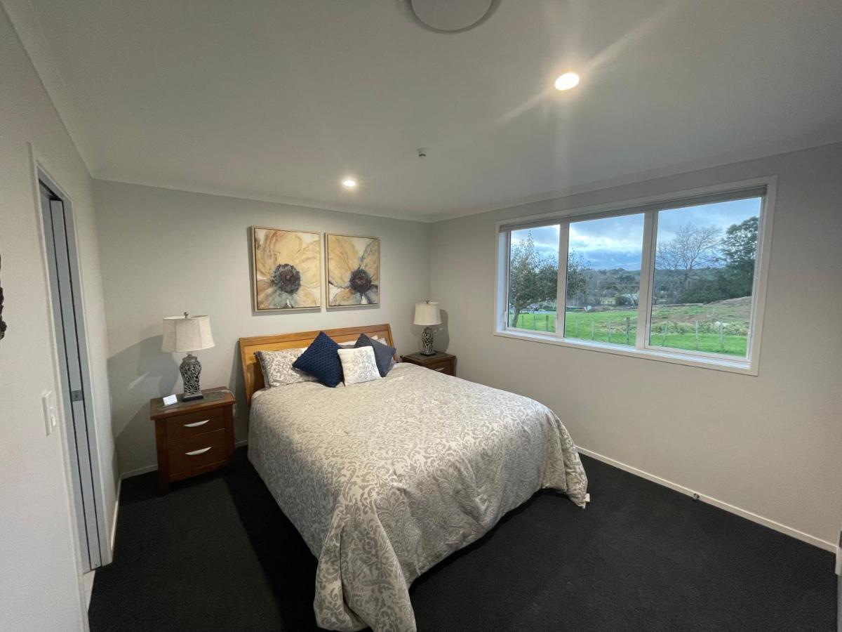 Veld View Bed And Breakfast Tuakau ภายนอก รูปภาพ