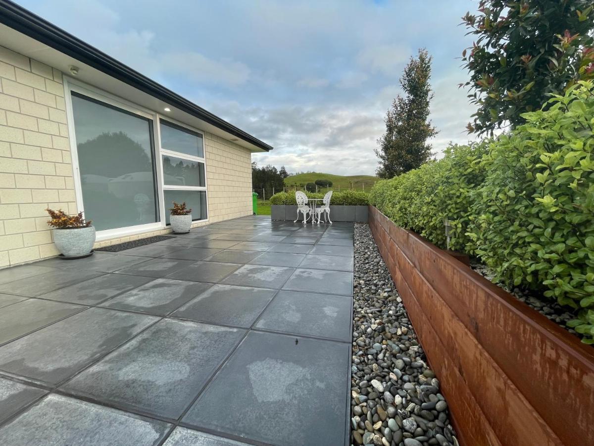 Veld View Bed And Breakfast Tuakau ภายนอก รูปภาพ